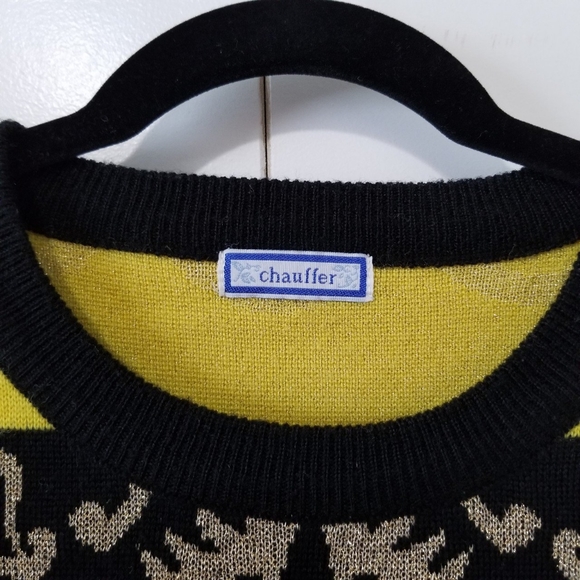 Vintage Regal Sweater - Picture 4 of 5